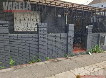 PH · 60m² · 3 Ambientes · PH 3 Amb en Alquiler en Pasaje Daguerre 4800 - Parque Avellaneda Sin Expensas. Alquiler $900.000