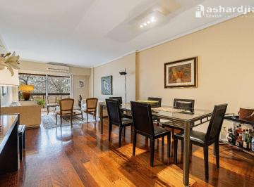 Departamento · 124m² · 4 Ambientes · 1 Cochera · Excelente 4 Ambientes con Cochera y Baulera.