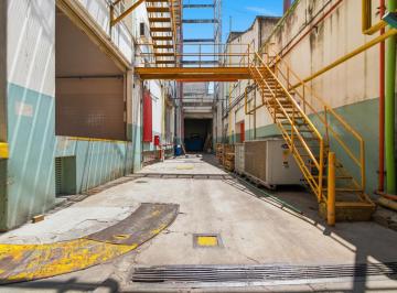 Bodega-Galpón · 6843m² · 10 Cocheras · Venta o Alquiler Fábrica, Edificio Comercial Oficinas, Galpón, Depósito - Constitución.