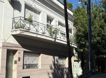 PH de 3 ambientes, La Plata · PH en Venta de 2 Habitaciones, en El Casco Urbano de La Plata