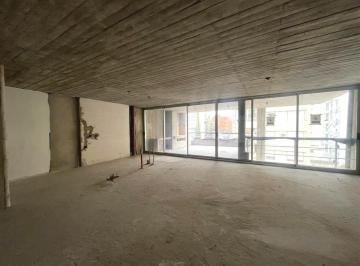 Departamento · 145m² · 4 Ambientes · 1 Cochera · Departamento Premiun, Piso Exclusivo, Tres Dorm. a Cuadras del Rio!