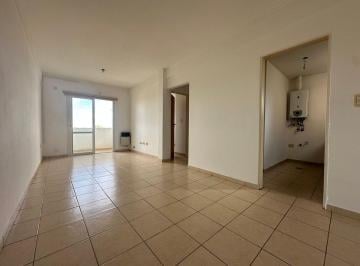 Departamento · 48m² · 2 Ambientes · 1 Cochera · Depto. en Alquiler 1 Dormi con Cochera, Pileta.