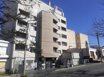 Departamento · 60m² · 2 Ambientes · 1 Cochera · B° Cofico | Balcon. Pileta. Asador. Cochera No Incluida