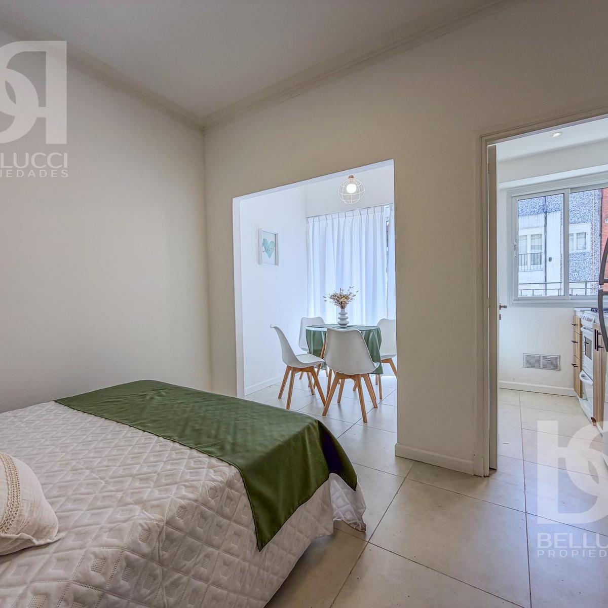 Departamento de 1 ambiente en venta con balcón — Corrientes