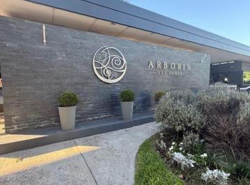 Departamento · 196m² · 4 Ambientes · 3 Cocheras · Departamento en Venta en Complejo Arboris Las Lomas