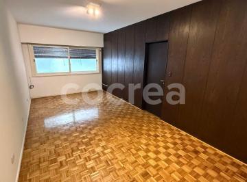 Departamento de 4 ambientes, Recoleta · Amplio 4 Ambientes con Cochera en Av Santa Fe - Oportunidad Consultorio o Uso Profesional