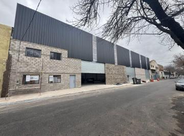 Bodega-Galpón · 1800m² · Galpón en Alquiler, Barracas!