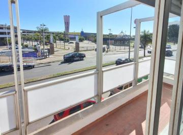 Departamento de 3 ambientes, Rosario · Barrio Belgrano Frente Al Village!