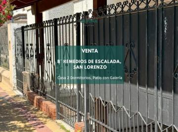 Casa · 4 Ambientes · 1 Cochera · Casa en San Lorenzo