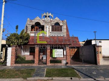 SPC-SPC-180_2 · Casa en Venta - Luis Guillon