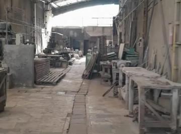 Bodega-Galpón · 900m² · 2 Cocheras · Galpón en Palermo