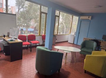 Oficina comercial de 2 ambientes, Neuquén · Vendo Oficinas en Calle 9 de Julio 82 de Neuquén.