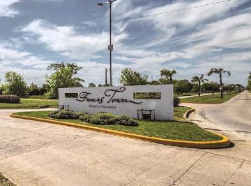 Terreno · 787m² · Venta - Terreno en Funes Town - Scalabrini Ortiz Al 800 - Lote de 787 m²