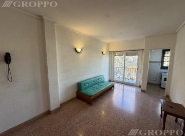 Departamento · 38m² · 2 Ambientes · Departamento en Guemes 2 Ambientes a La Calle con 2 Balcones