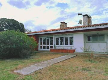 Quinta vacacional · 250m² · 5 Ambientes · 1 Cochera · Venta de Chacra en Anchorena, Colonia
