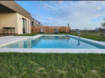 Casa · 600m² · 4 Ambientes · Casa en Pueblos del Plata Country Club