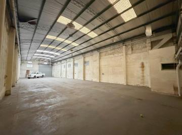 Bodega-Galpón · 430m² · Galpón en Excelente Estado - Barrio Los Andes - a Dos Cuadras de Libertad