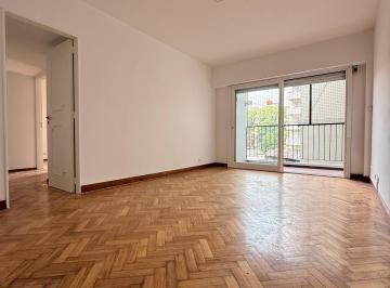 Departamento de 3 ambientes, Caballito · Dpto 3 Ambientes C/ Balcón en Venta - Caballito