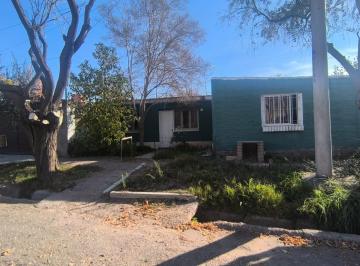 Casa · 100m² · 4 Ambientes · Bº Parque Drummond, Luján de Cuyo, Mendoza.