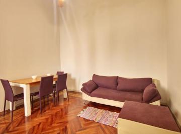 Departamento de 3 ambientes, Balvanera · Departamento Tres Ambientes Alquiler Temporario Balvanera Patio + Lavarropas