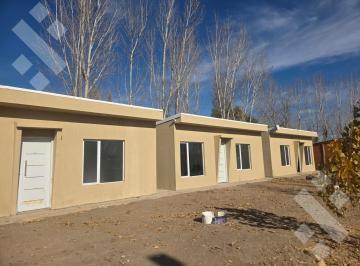 Casa · 479m² · 6 Ambientes · 3 Cocheras · Casa Een Venta 3 Casas, Barrio Loteo La Joya, Plottiern Plottier