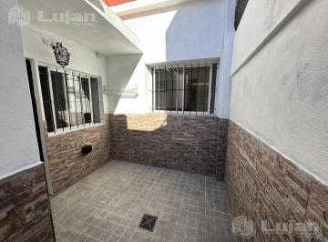 PH · 40m² · 3 Ambientes · Alquiler Mataderos Bragado 7000 PH 3 Ambs Sin Expensas.