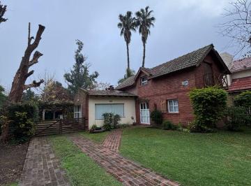 Casa de 4 ambientes, Berazategui · Country | Casa con Pileta y Vista Abierta Al Verde