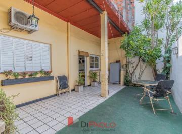 PH · 80m² · 3 Ambientes · Venta PH 3 Amb con Patio Parrilla Caseros