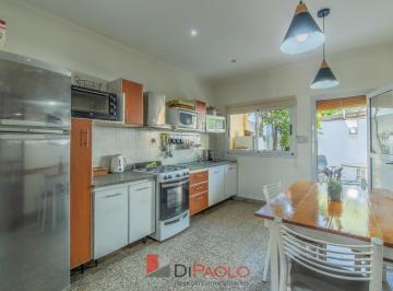 PH · 80m² · 3 Ambientes · Venta PH 3 Amb con Patio Parrilla Caseros