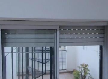 PH de 2 ambientes, Barracas · Dos Departamentos en PH - Sin Expensas - Dueño Directo