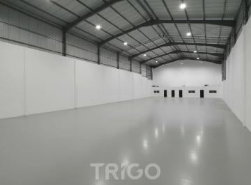 Bodega-Galpón · 700m² · 2 Ambientes · 4 Cocheras · Galpón en Venta a Estrenar en Jose Ingenieros Autopista Acceso Oeste y General Paz