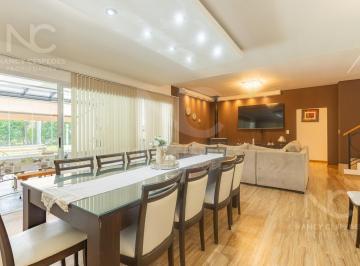 Casa · 247m² · Casa de 6 Ambientes en Venta Don Joaquin Canning! Espectaculares Terminaciones!