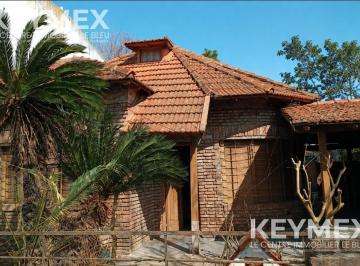 Casa · 100m² · 4 Ambientes · 1 Cochera · Venta de Casa 4 Ambientes en Jose Leon Suarez