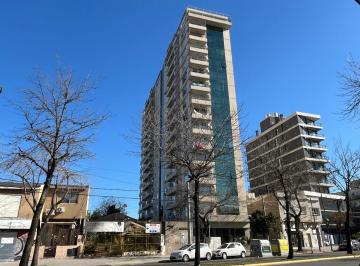 Departamento · 30m² · 1 Ambiente · 1 Cochera · Alquiler Monoambiente en Beccar con Balcon/cochera
