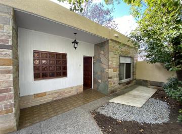 Casa · 80m² · 3 Ambientes · 1 Cochera · Casa en Venta San Miguel Apta Credito