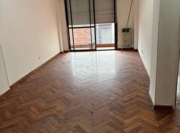 Departamento · 55m² · 2 Ambientes · 1 Cochera · Departamento en Monserrat