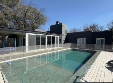 Casa de 6 ambientes, Moreno · Hermosa Casa Estilo Minimalista, Primera Calidad Materiales
