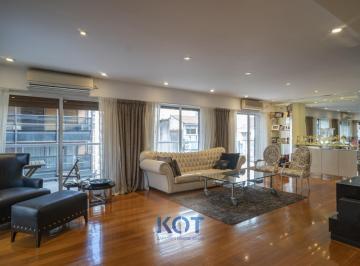 Departamento · 232m² · 6 Ambientes · 2 Cocheras · Departamento en Venta 5 Ambientes en Belgrano Piso de 263 m² con Escritorio y Cochera Doble.