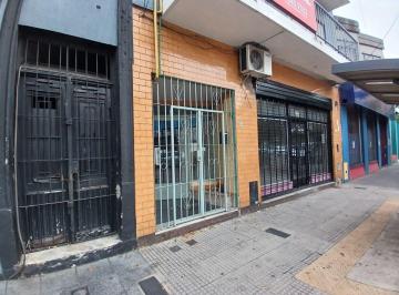 Oficina comercial de 2 ambientes, Avellaneda · Alquiler Dto. en Ps. 1 por Escalera C/balcón, a m. de Av Galicia - Apto Vivienda y Profesional