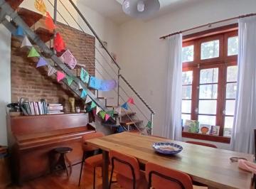Casa · 165m² · 4 Ambientes · 1 Cochera · Franklin 1300 - Casa 3 Dorm con Tza Propia Impecable!