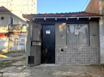 Departamento · 24m² · 2 Ambientes · 1 Cochera · Depto 2 Amb. con Cochera y Gas Natural, a 200 m del Mar