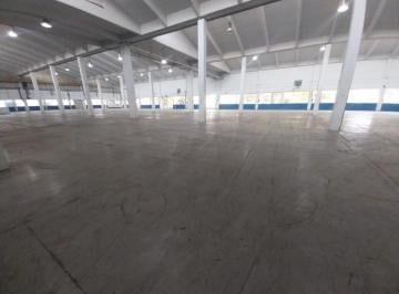 Depósito · 3633m² · 5 Cocheras · Alquila Depósito de 3600 m² en La Tablada