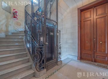 Departamento · 130m² · 4 Ambientes · Departamento en Almagro