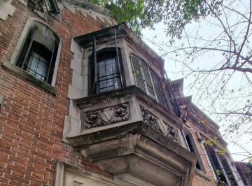 Casa · 300m² · 13 Ambientes · Espectacular Casa de Estilo Inglés Tudor en Belgrano