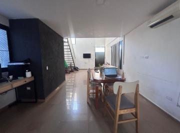 Casa · 103m² · 4 Ambientes · 1 Cochera · Venta Casa 2 Dorm en Barrio Spilimbergo Norte Cba