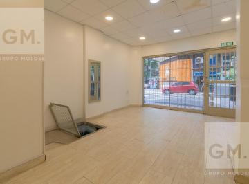 Local comercial · 25m² · 2 Ambientes · Excelente Local Comercial en Venta en Recoleta!