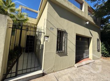 Casa · 197m² · 4 Ambientes · 2 Cocheras · Casa en Venta 4 Ambientes en Ituzaingo Norte