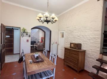 PH · 111m² · 4 Ambientes · Venta PH 4ambientes con Parque, Pileta y Parrilla, Terraza en Villa del Parque | Apto Credito