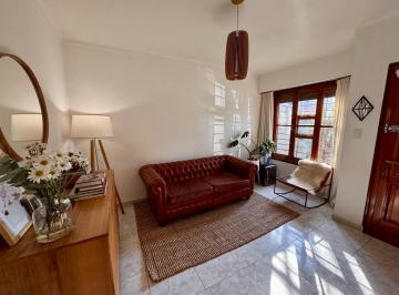 Casa · 63m² · 3 Ambientes · 1 Cochera · Venta Casa Ciudad Jardin Sobre Calle Aviador Fredes 140 m²