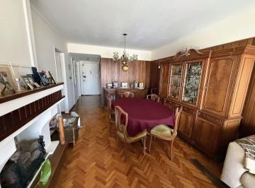 Departamento · 92m² · 4 Ambientes · 1 Cochera · Depto 4 Ambientes Al Frente con Balcón y Cochera